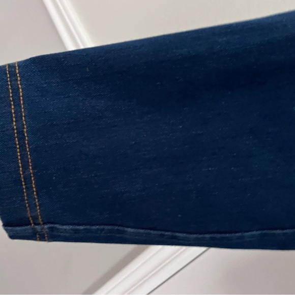 Diane Gilman Denim Blue Knit Blazer Notched Lapels Single Button Closure - Picture 5 of 7